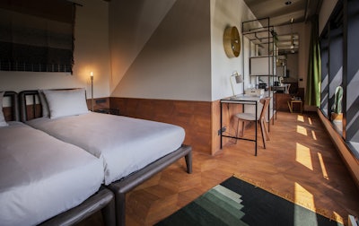 Hotel V Fizeaustraat Comfort Room 2